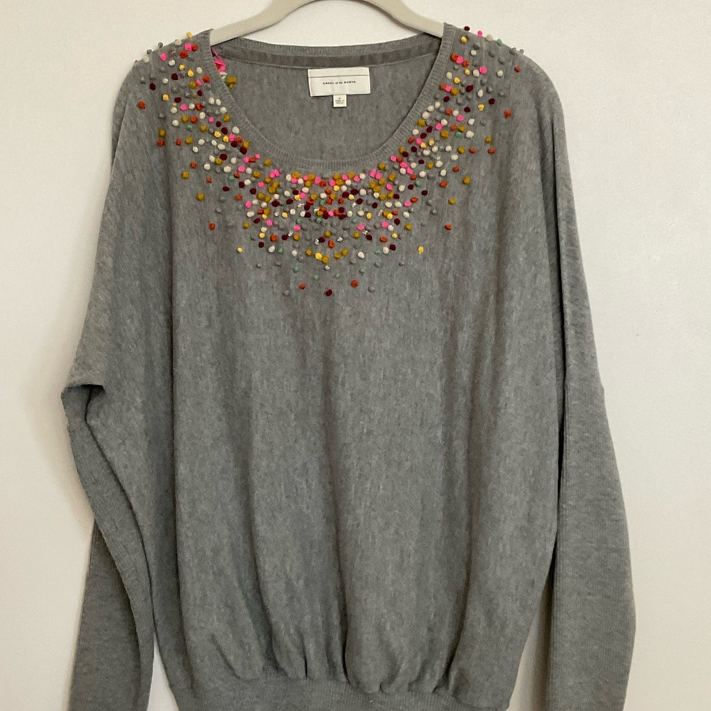 Cute grey sweater size M